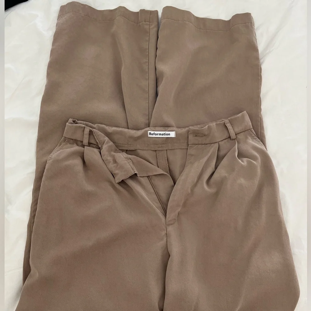 Reformation High-Waist Straight Leg Pants in Beige - Picture 3 of 4